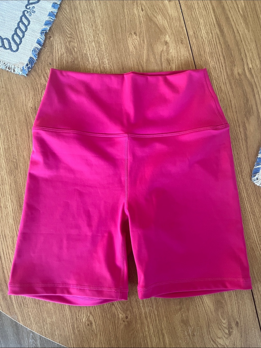 Possibly Hibiscus Set Active Luxform Shorts Size M.